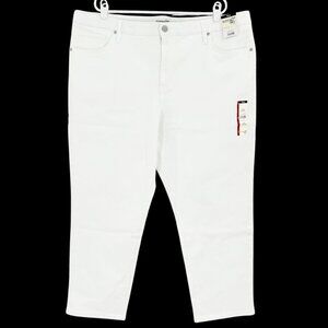 NWT Terra & Sky Womens Straight High Rise Stretch White Denim Jeans Plus Sz 22WP
